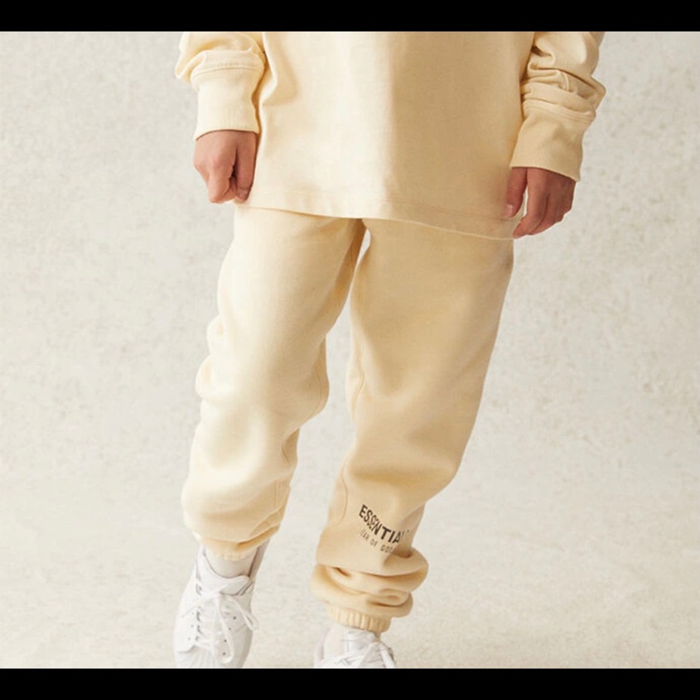 Fear of God Essentials Kids Size L Sweatpants
